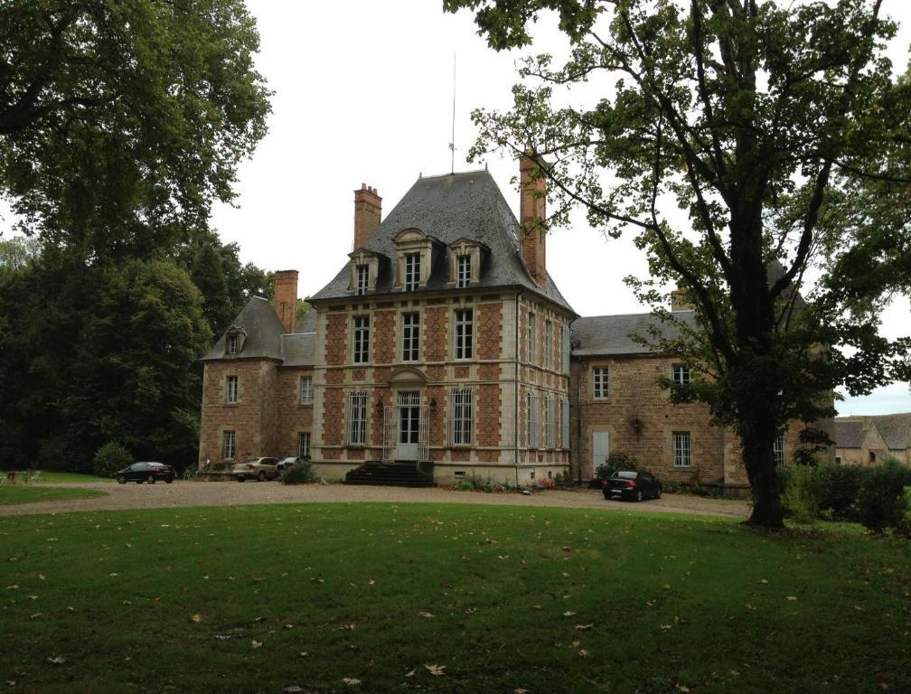 Chateau De Villars Villeneuve-sur-Allier Exterior foto