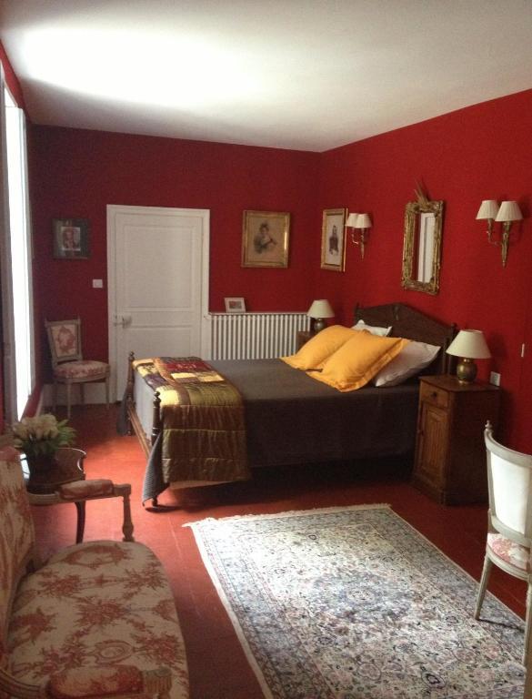 Chateau De Villars Villeneuve-sur-Allier Habitación foto